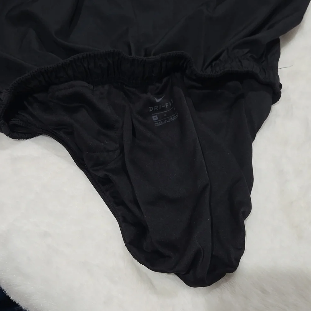 Nike Dri-Fit black lined women's shorts draw-string size medium